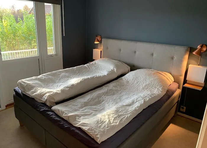 Large Architect Designed In Centre Vila *