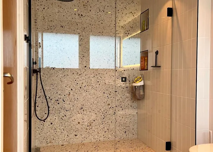 Vila Large Architect Designed In Centre Hamar (Hedmark)