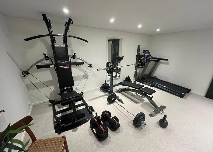 Large Architect Designed In Centre