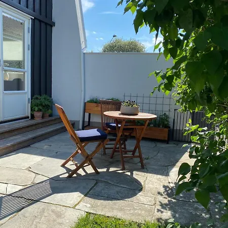 Large Architect Designed In Centre